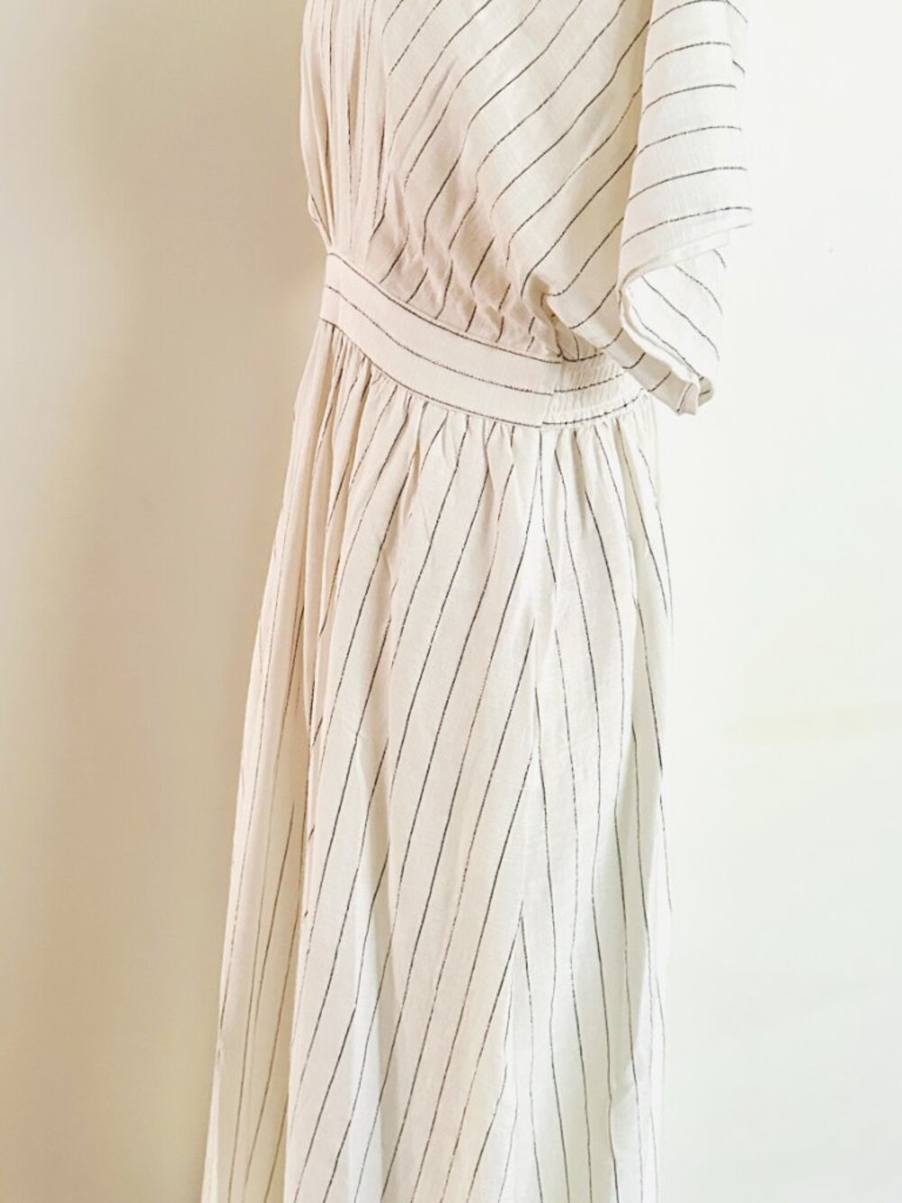 Chico's Ecru Metallic Stripe Flutter Sleeve Breathable Maxi Dress NWT $149 M - Picture 9 of 16